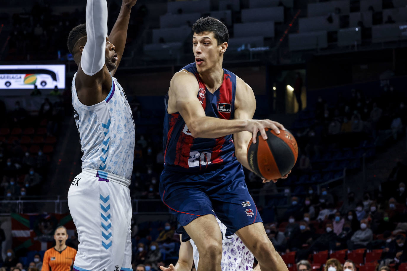 Fotos: Las mejores imágenes del Baskonia-Bilbao Basket