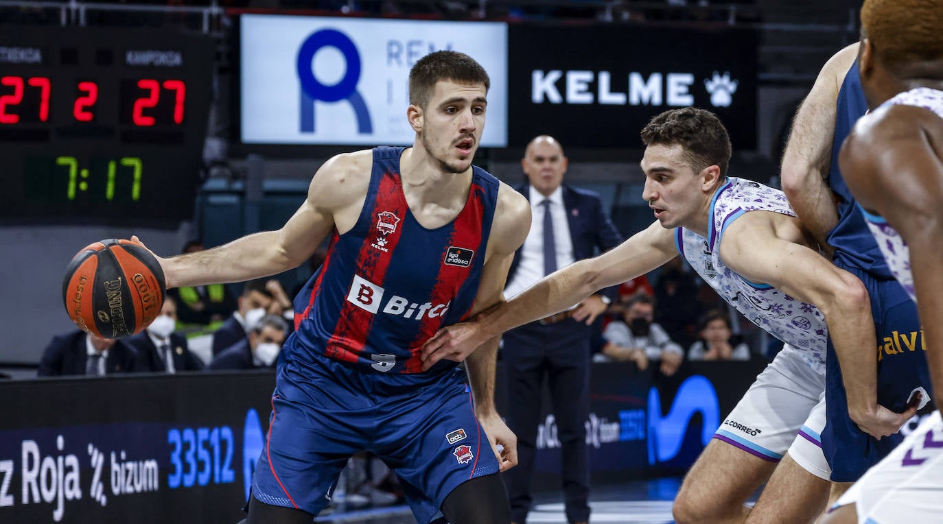 Fotos: Las mejores imágenes del Baskonia-Bilbao Basket