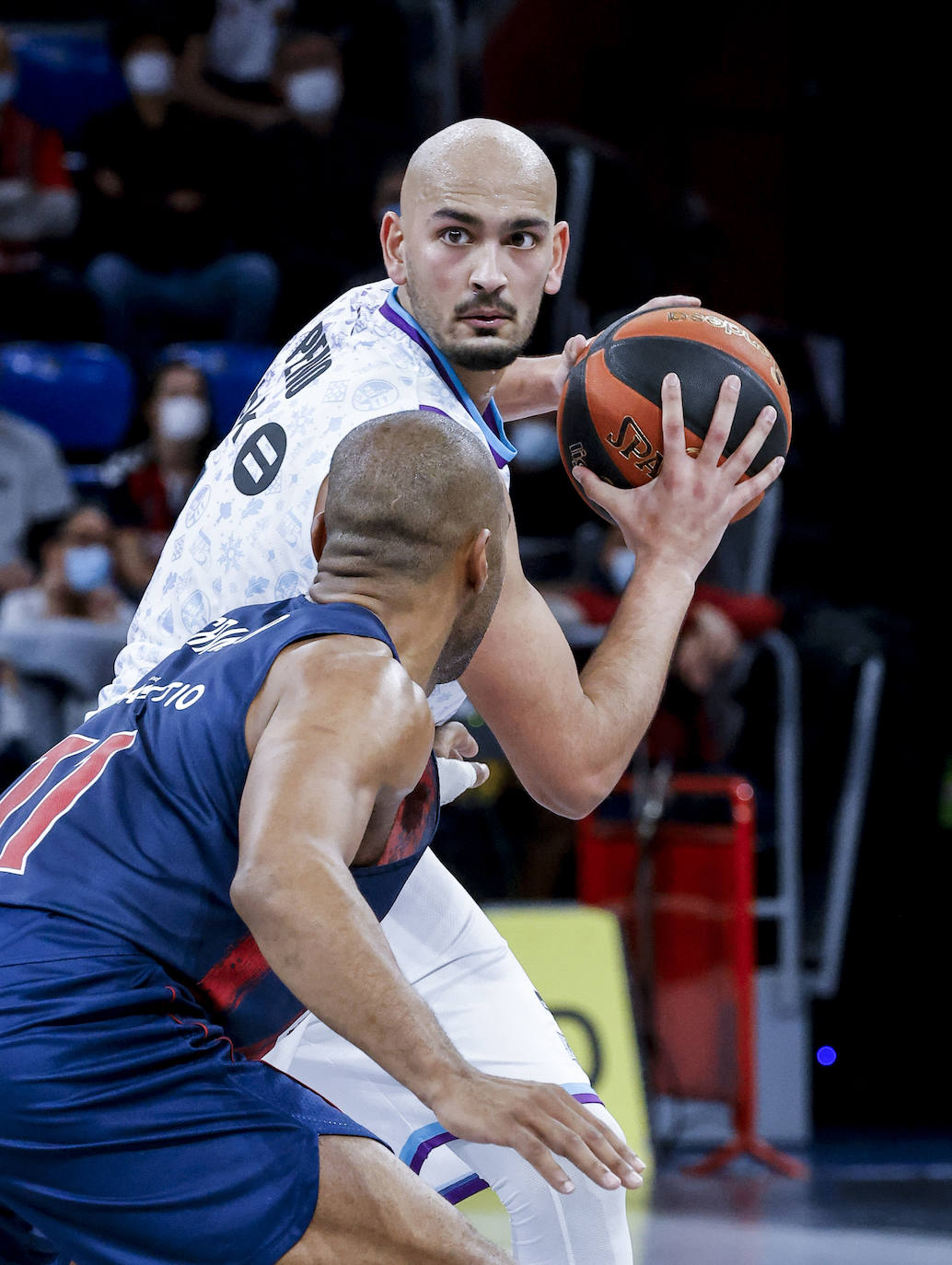 Fotos: Las mejores imágenes del Baskonia-Bilbao Basket