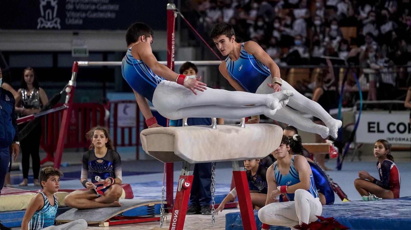 Fotos: La gimnasia desprende su magia en Vitoria