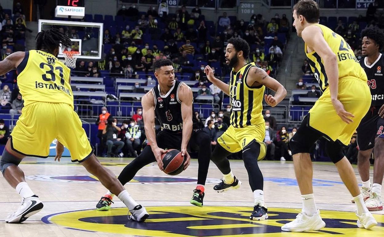 Baldwin fue incapaz de superar a Henry en ataque y de involucrarse en defensa