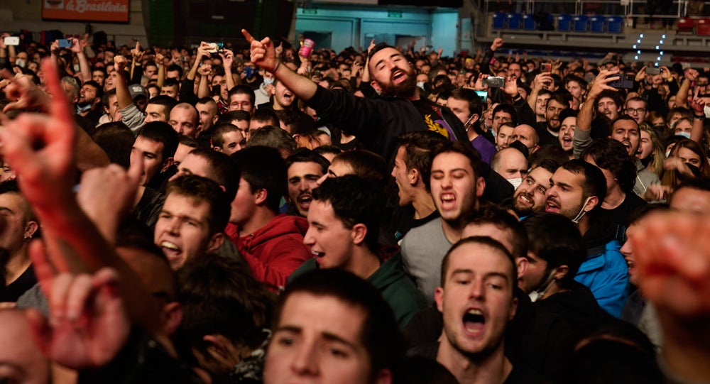 Fotos: Concierto de la Polla Records en Vitoria: pocas mascarillas y alegato del colectivo antivacunas