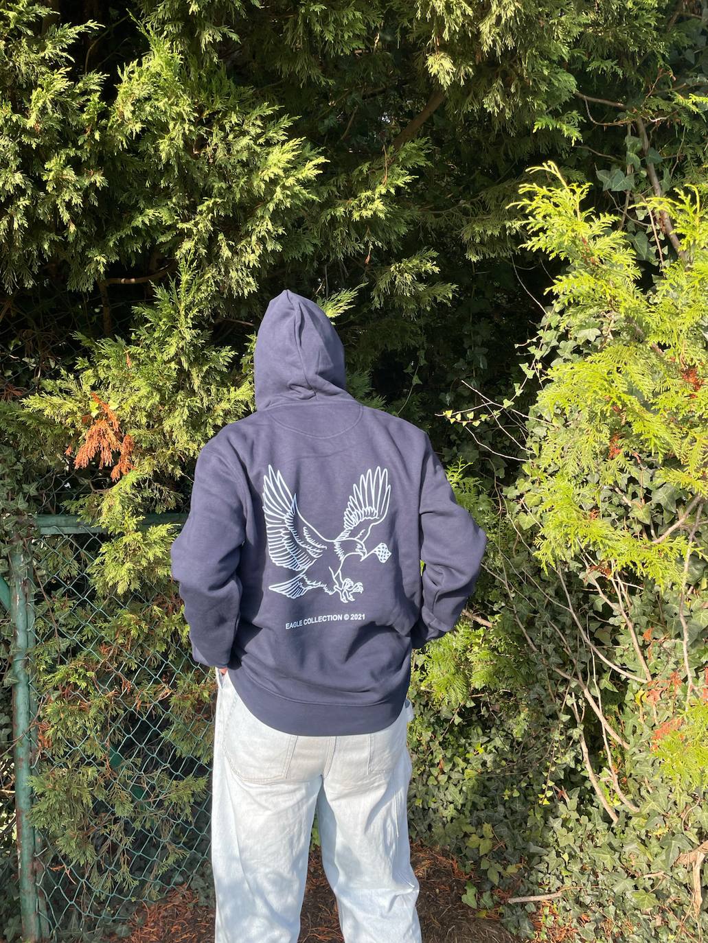 Fotos: La sudadera solidaria de dos amigas bilbaínas que conquistó a Aitor Ocio