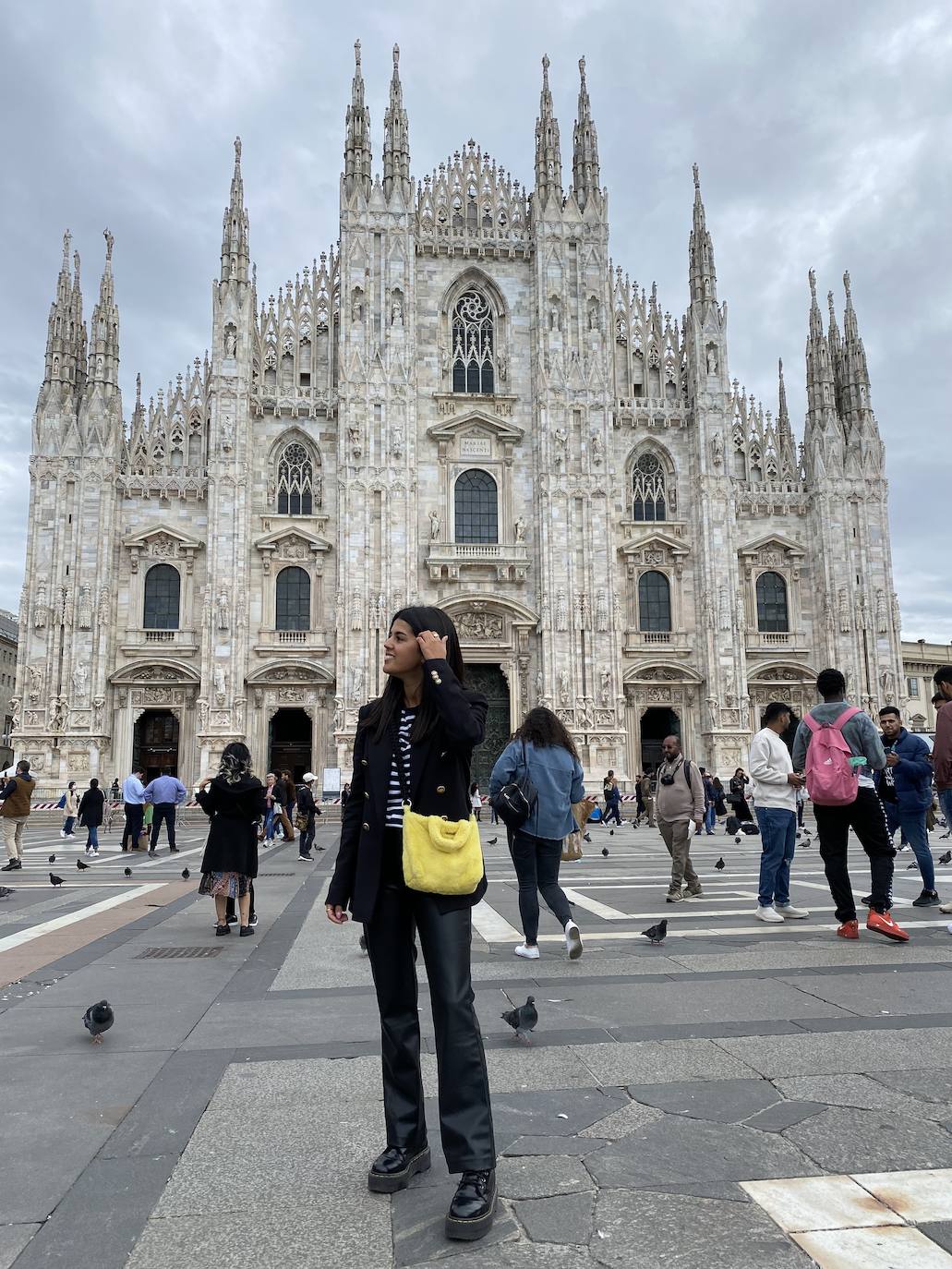 Fotos: Los bolsos que van a triunfar este invierno son de pelo y llegan desde Ondarroa