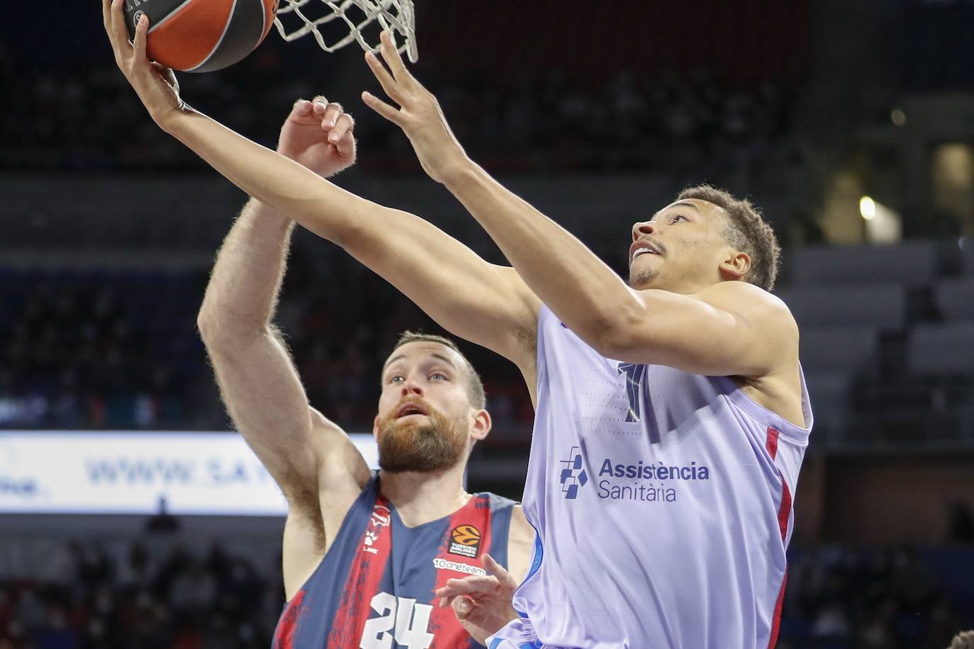 Fotos: Las mejores imágenes del Baskonia - Barça