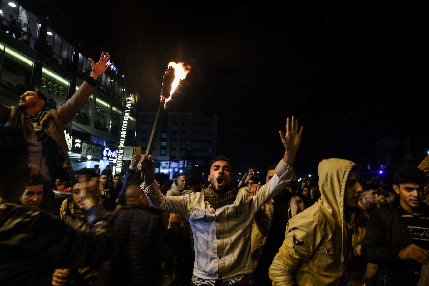 Celebración en Gaza en busca de un año 2022 en paz.