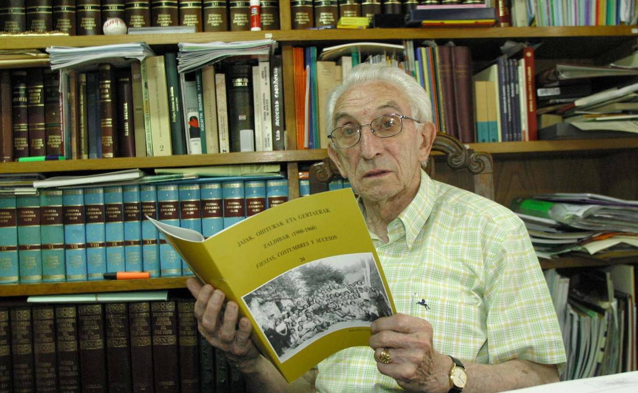 Balendin Lasuen, primer alcalde de la democracia en Zaldibar.