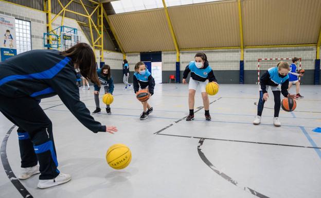 Tensión entre Diputación y Gobierno vasco por la suspensión del deporte escolar