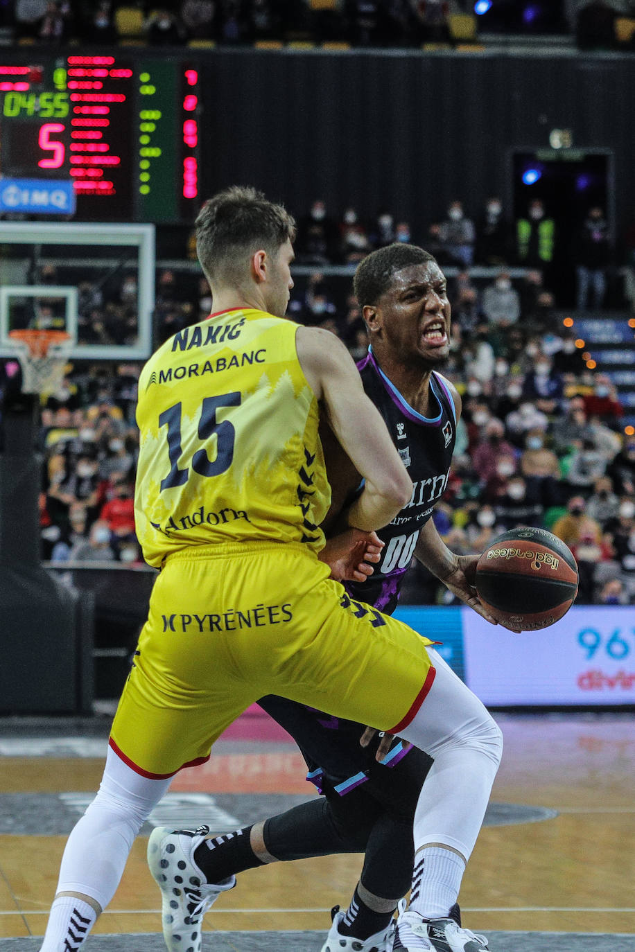 Fotos: Las imágenes del Bilbao Basket-Andorra