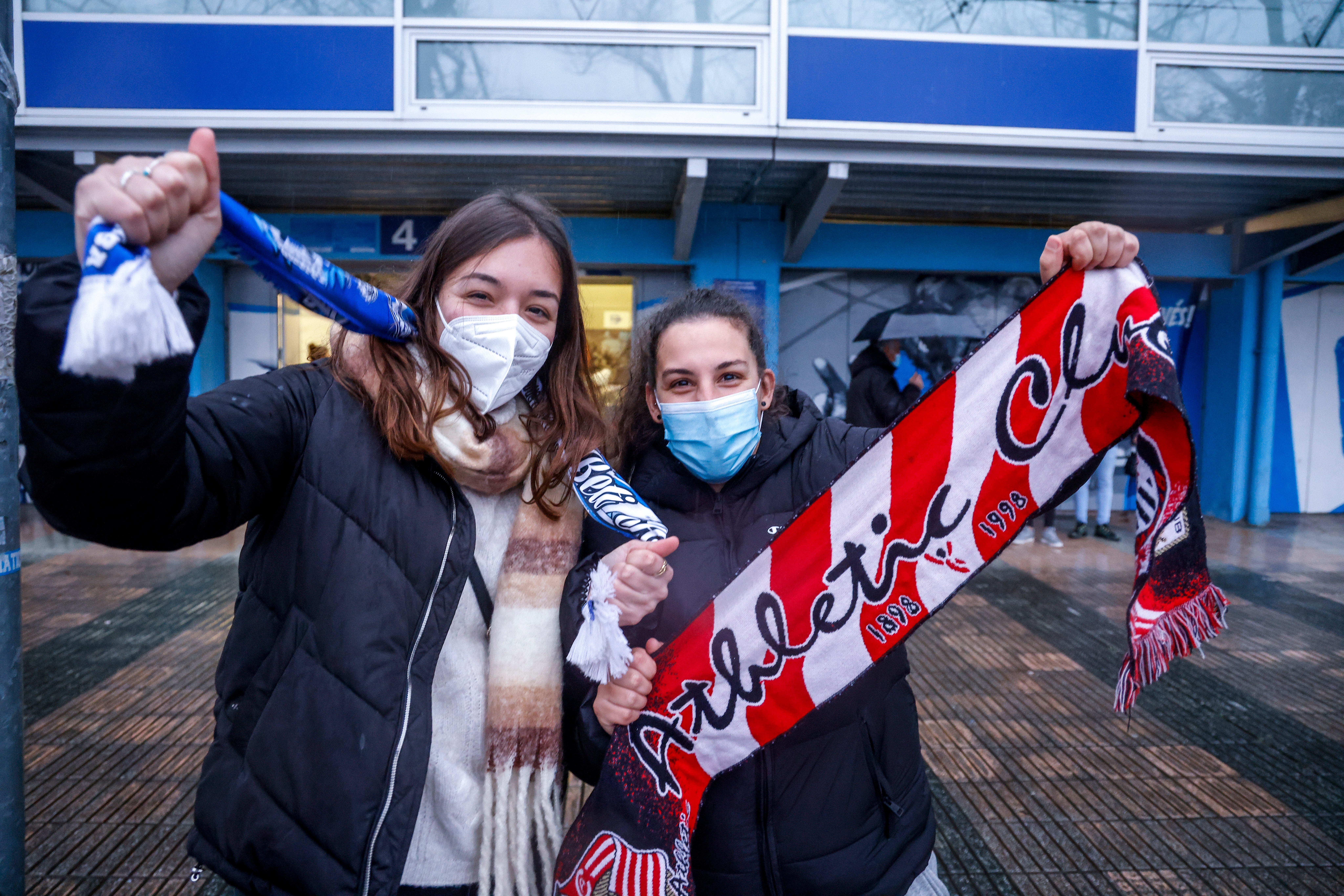 Fotos: Ambiente previo al Alavés - Athletic en el Casco Viejo de Vitoria
