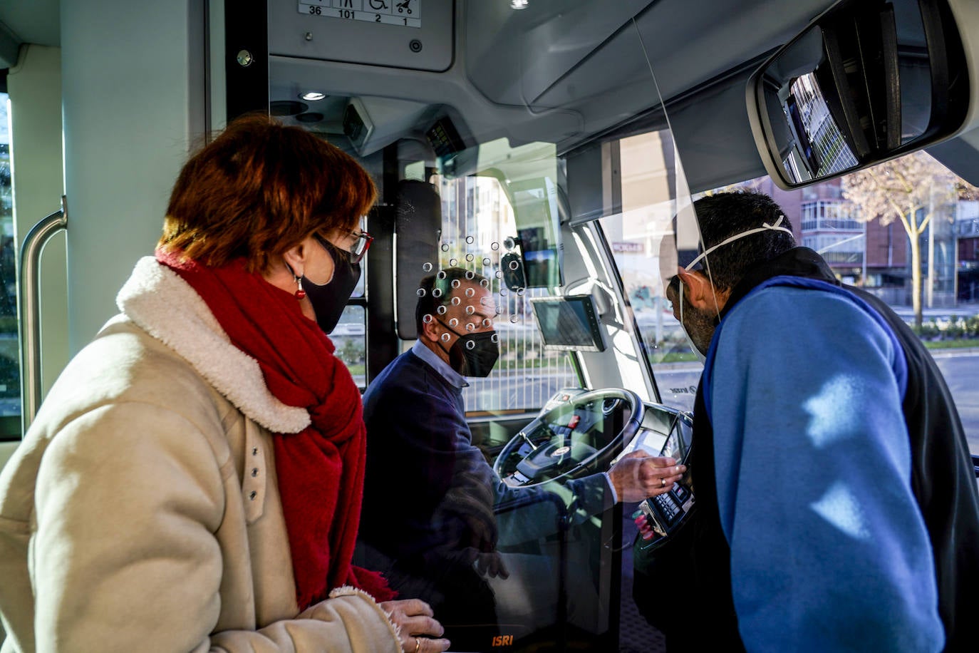 Fotos: El primer día del BEI en Vitoria