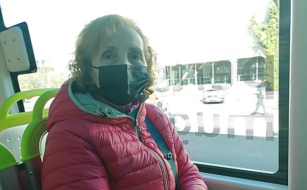 María Asunción cogía el BEI ante la dificultad que encuentra para coger el coche. 