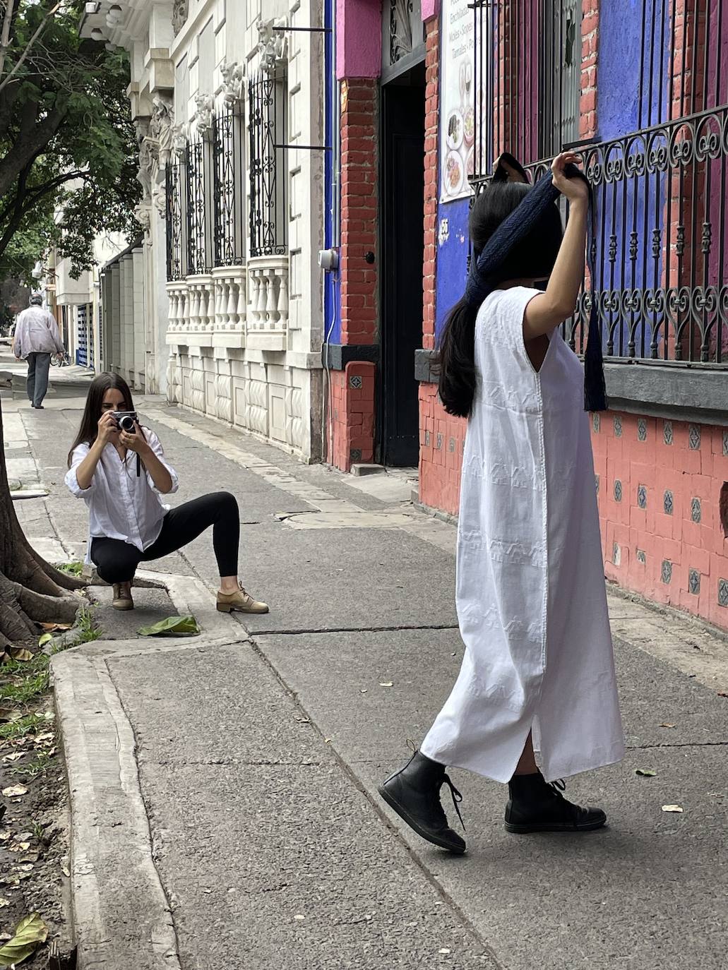 Fotos: Leyre, la portugaluja que traslada la tradición de las mujeres artesanas de México a este lado del charco