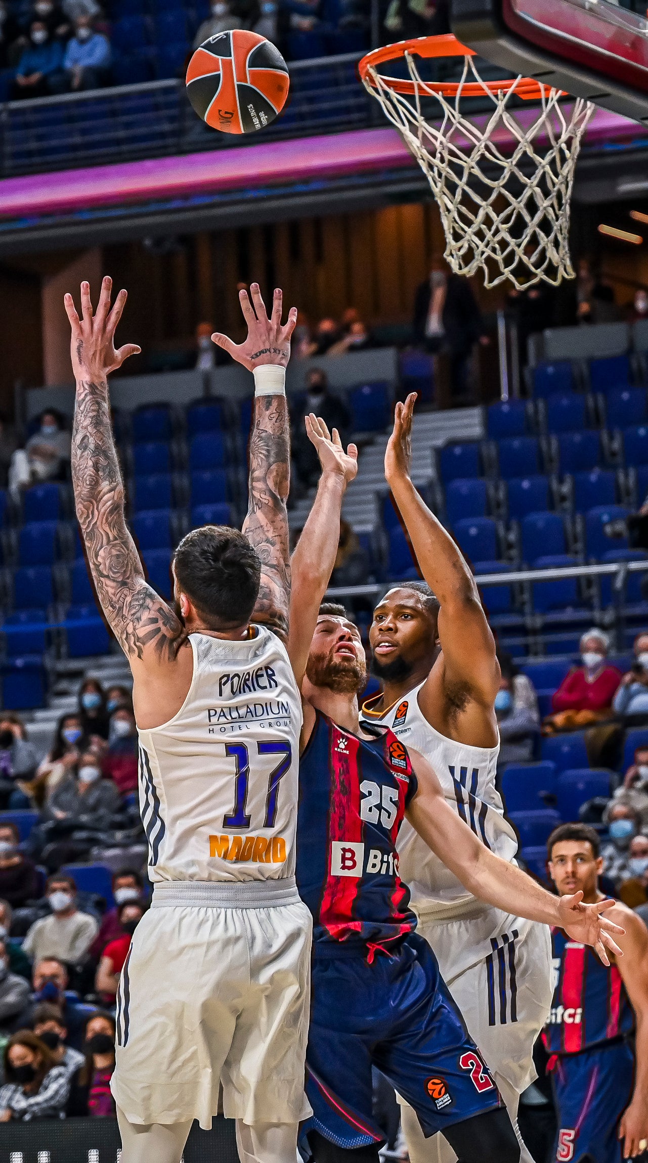 Fotos: Las mejores imágenes del Real Madrid-Baskonia