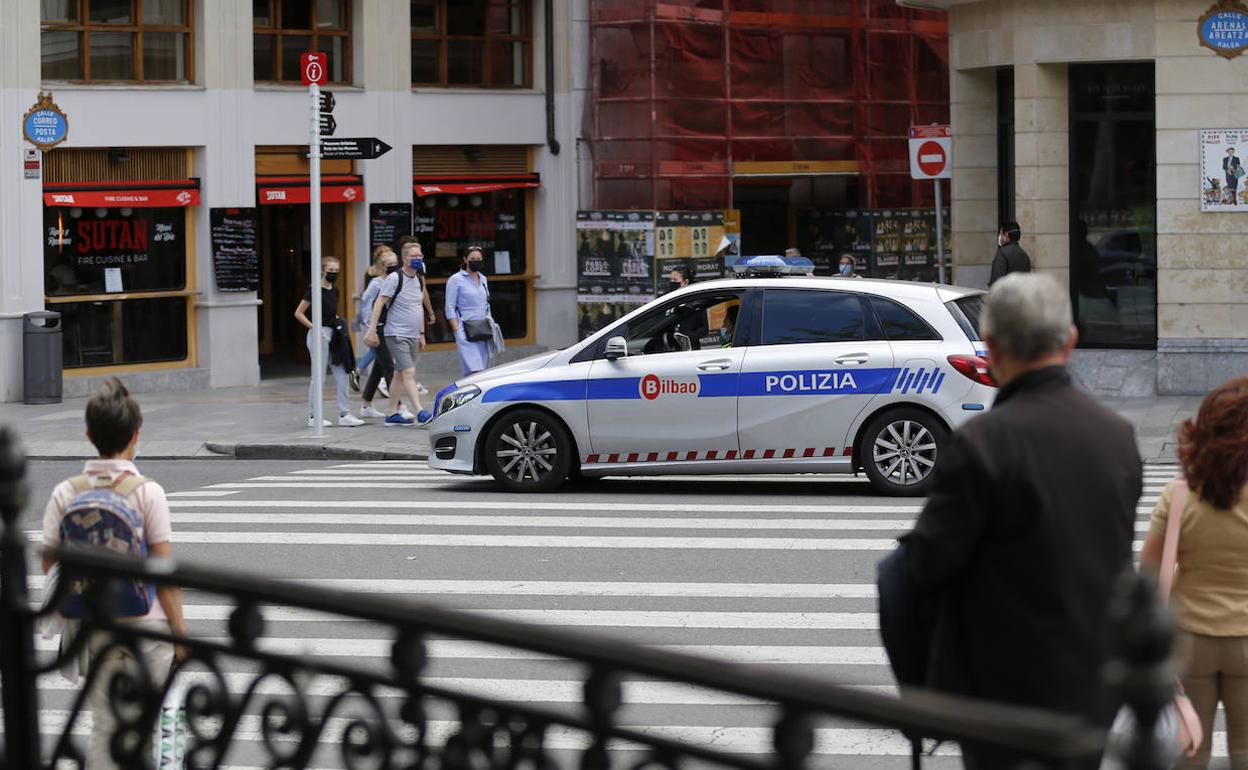 Una patrulla de la Policía Municipal en una imagen de archivo.