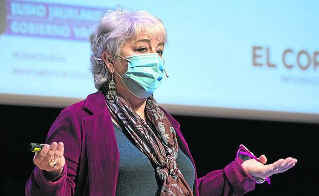 Anna Jolonch durante su conferencia.