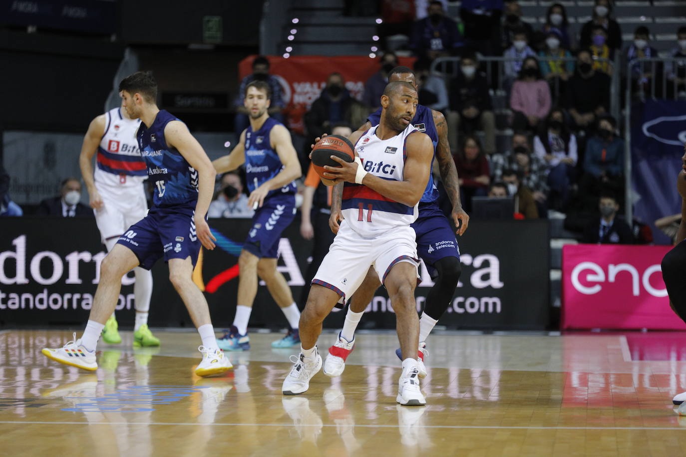 Fotos: Las mejores imágenes del Andorra - Baskonia