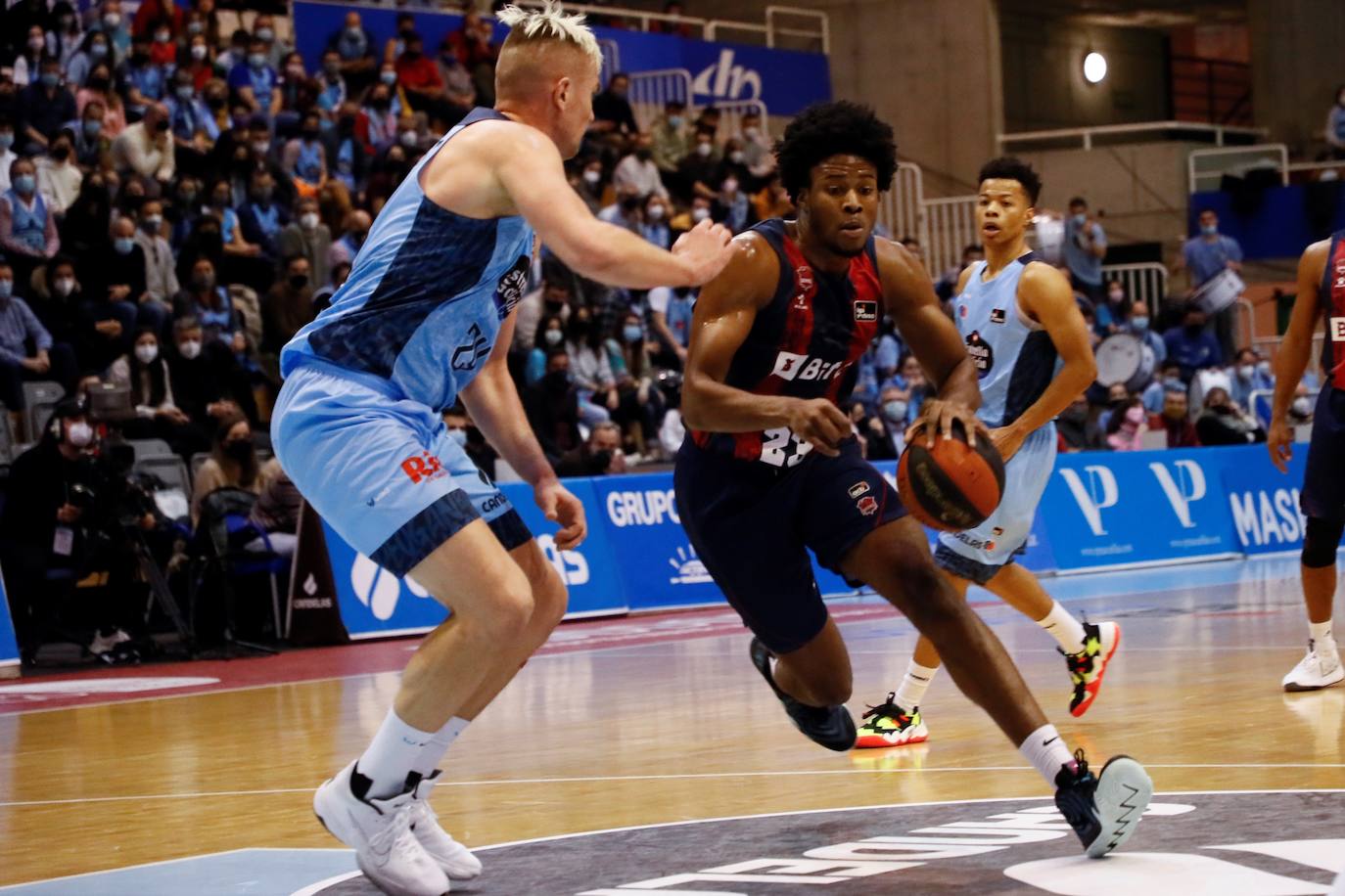 Fotos: Las mejores imágenes del Breogán - Baskonia