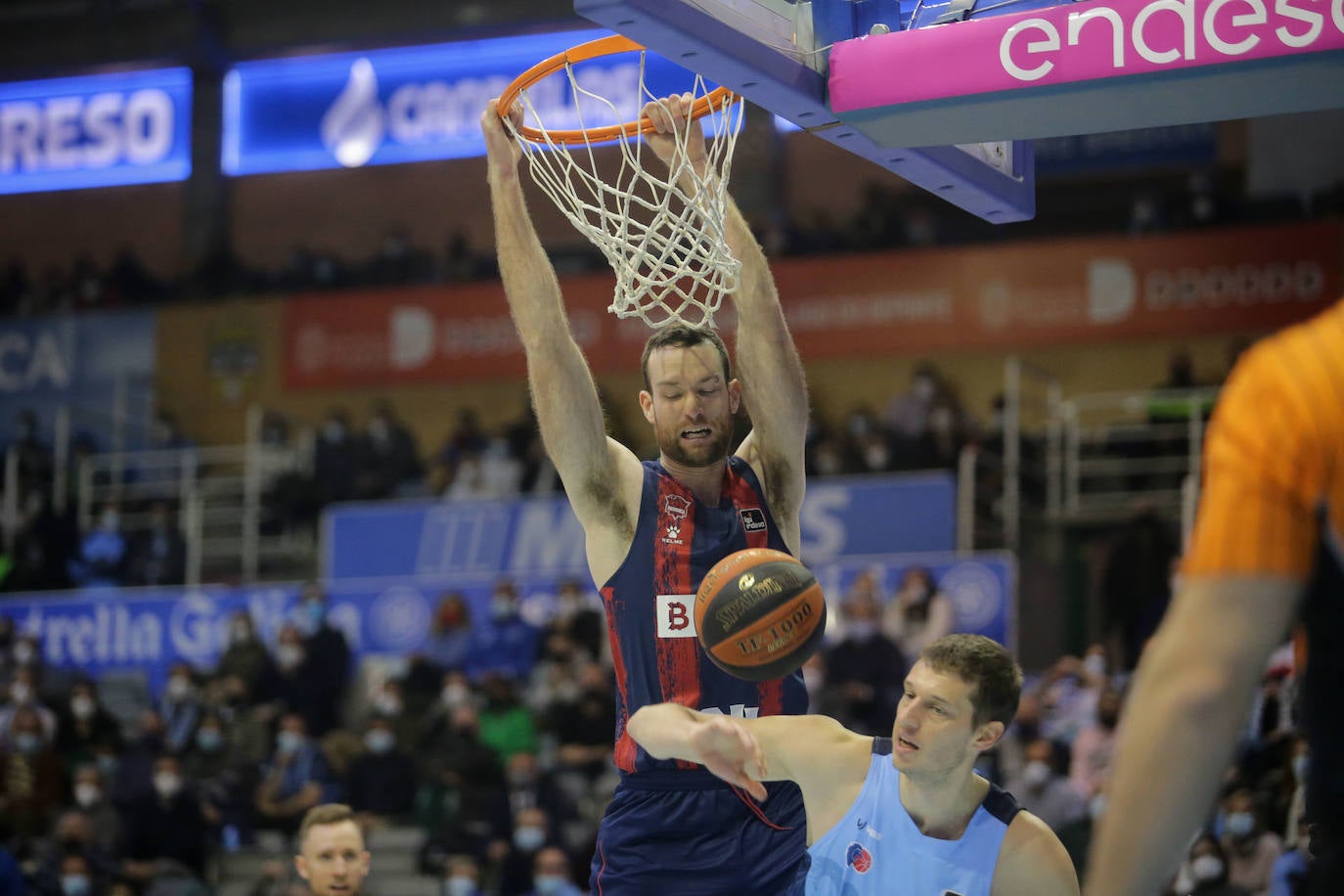 Fotos: Las mejores imágenes del Breogán - Baskonia