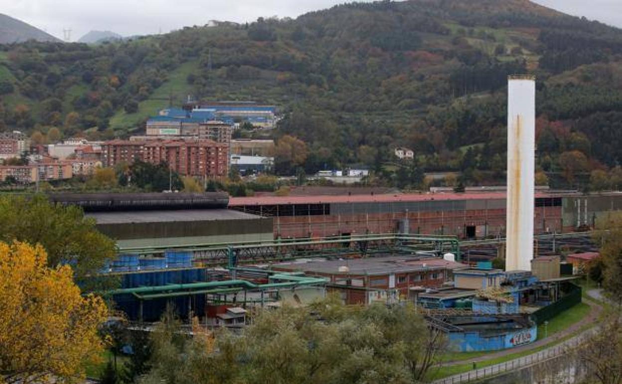 Vista de la factoría de sidenor en Basauri. 