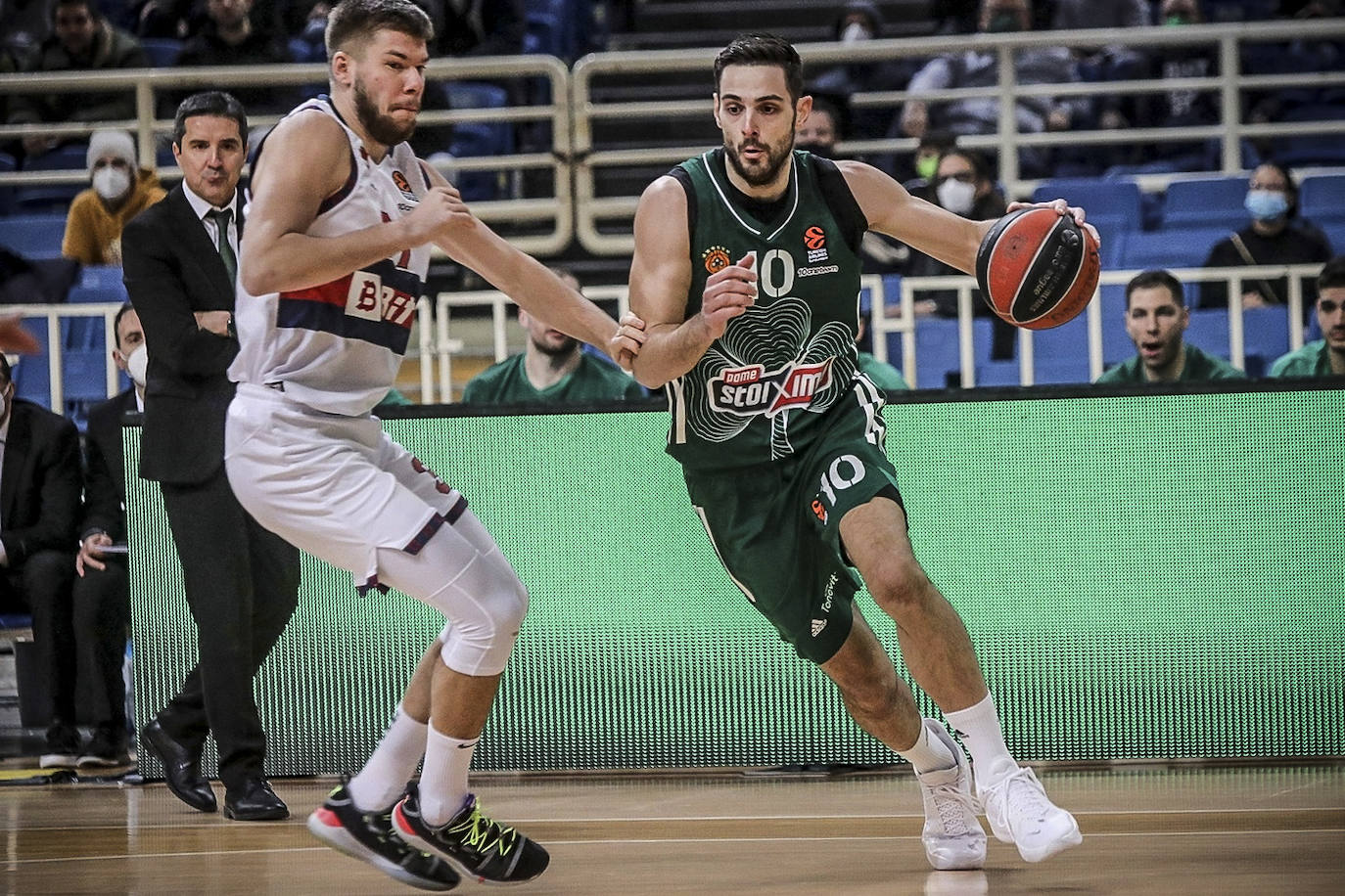 Fotos: Las mejores imágenes del Panathinaikos - Baskonia