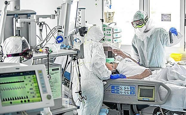 El 70% de los vascos hospitalizados por covid está sin vacunar