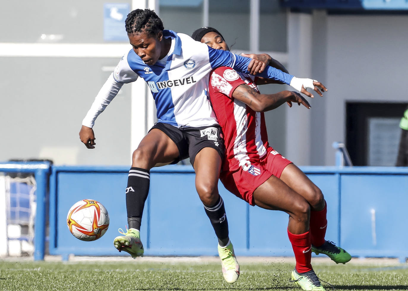 Fotos: Las mejores imágenes del Alavés Glorisas-Atlético