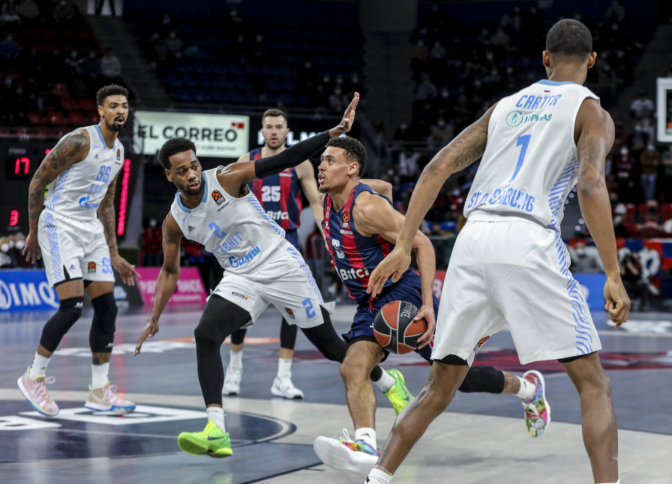 Fotos: Las imágenes del Baskonia - Zenit