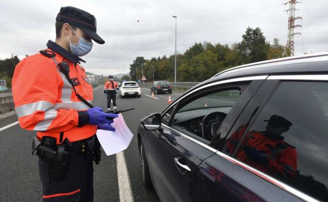 Estado de alarma: Cómo reclamar las multas por el estado de alarma en Euskadi, paso a paso