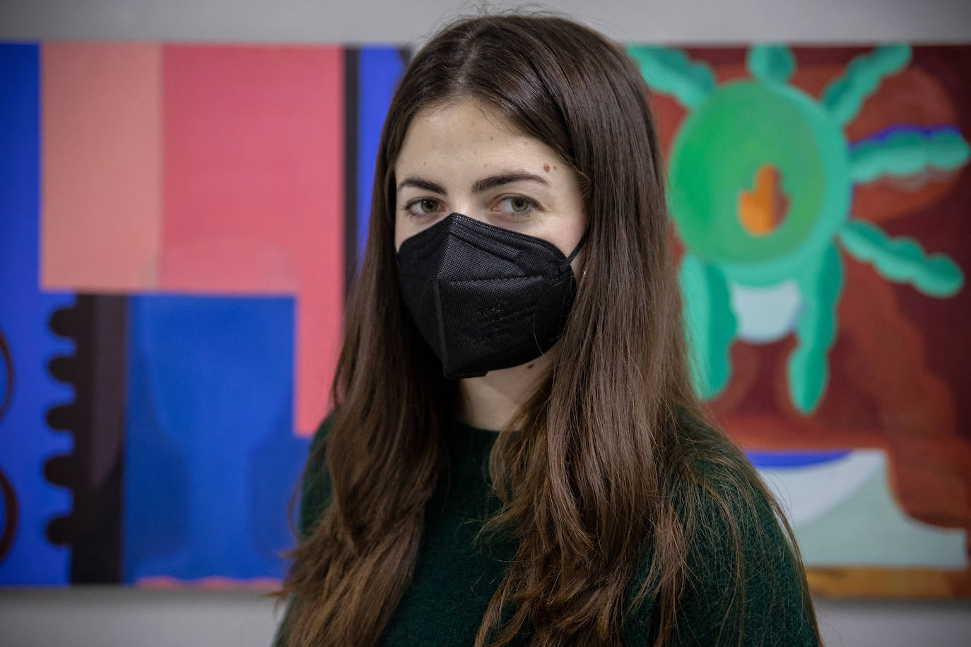 Fotos: El desconocido callejón de Bilbao lleno de arte y artesanía que recuerda a Santorini