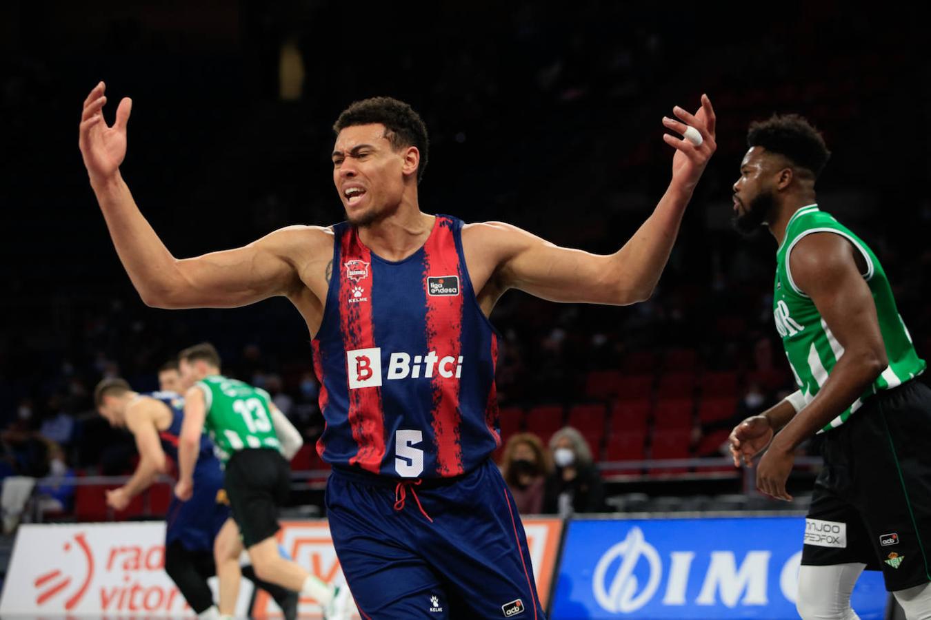 Fotos: Las fotos del Baskonia-Betis