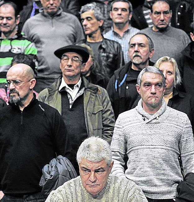 Durango, 2014. 'Kubati' con otros presos de ETA excarcelados. 