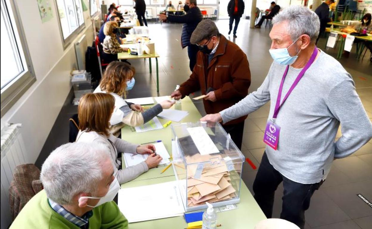 Un momento de la jornada electoral.