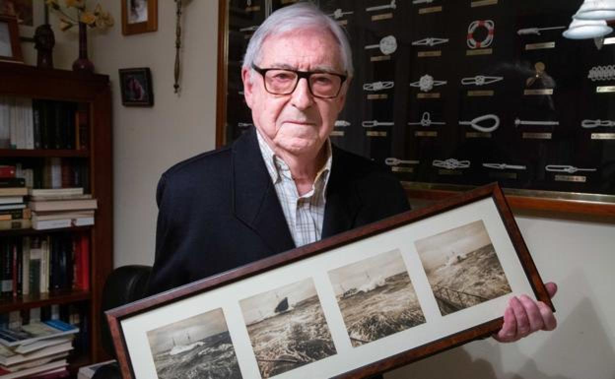 Juan Mari Benito: «En la zona del naufragio los bancos de pesca son de poco calado y las mareas impresionantes»