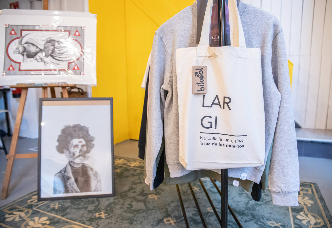 Fotos: &#039;La ilusa&#039;: la nueva (y diferente) librería de Bilbao que se rinde a la moda y el arte