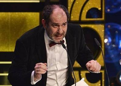 Imagen secundaria 1 - La directora de animación Maite Ruiz de Austri ganó dos 'cabezones' en los noventa. Karra Elejalde tiene otros dos como mejor actor de reparto y Patricia López Arnaiz se hizo con el premio a mejor protagonista el año pasado.