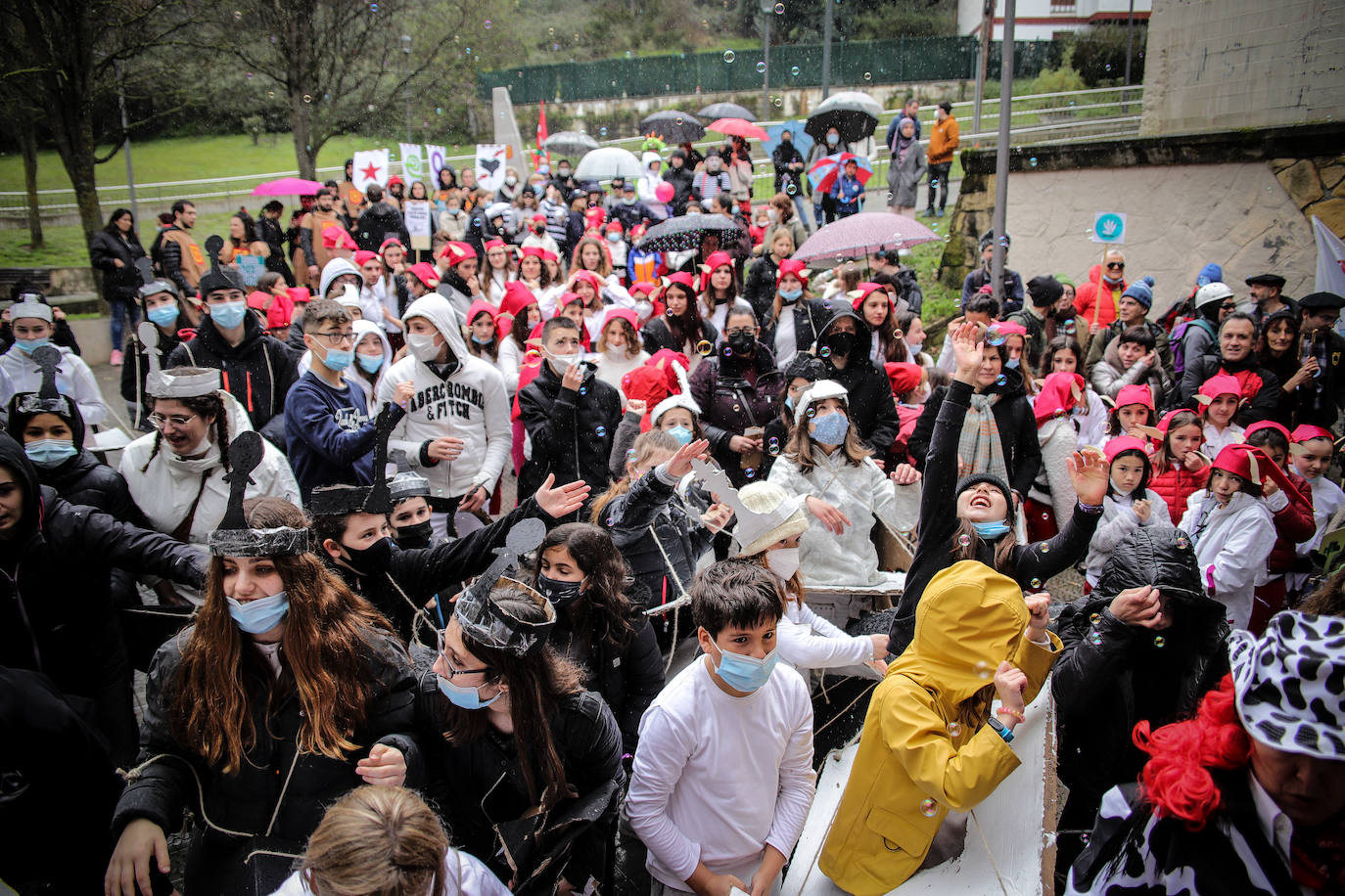 Fotos: El desfile de carnaval de Deusto más esperado