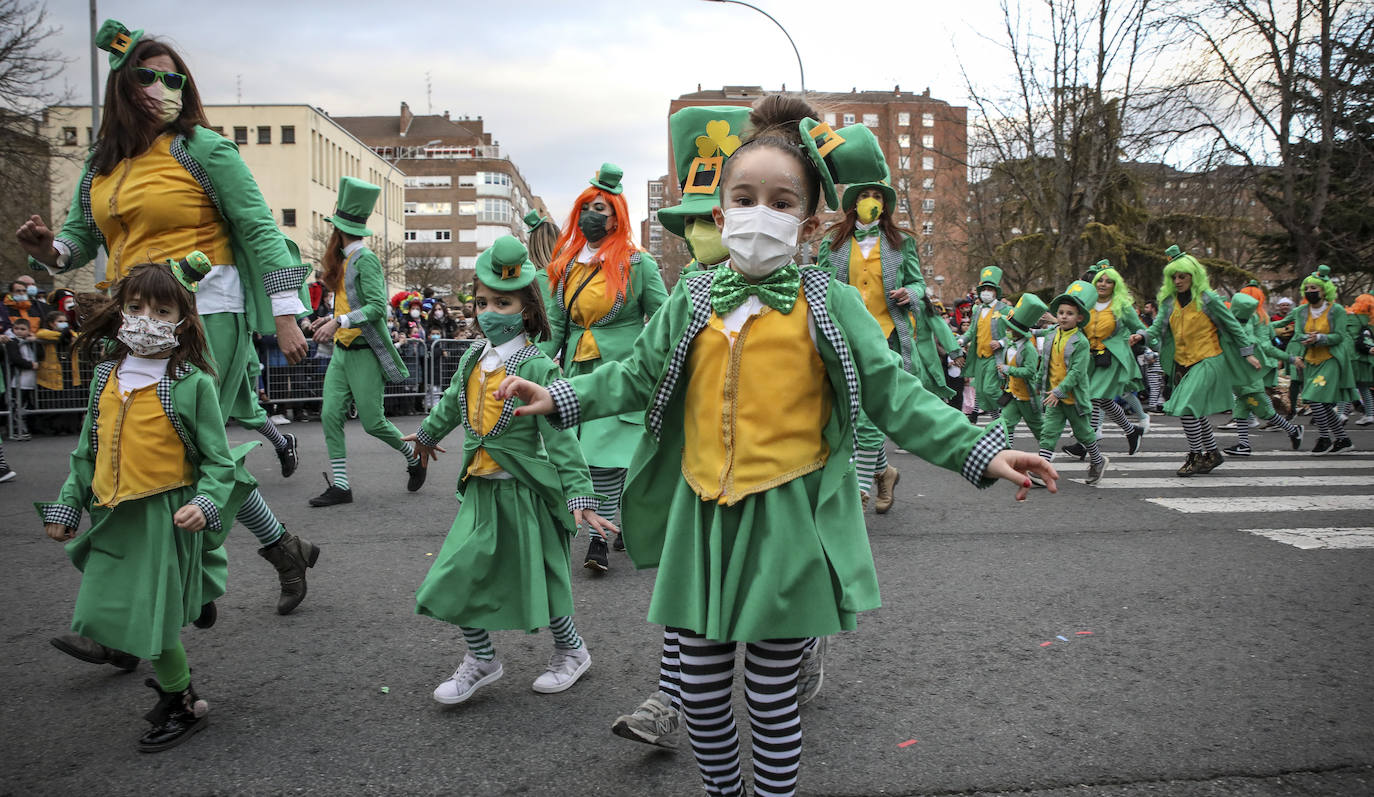 Fotos: Búscate en las fotos del desfile de comparsas del Carnaval