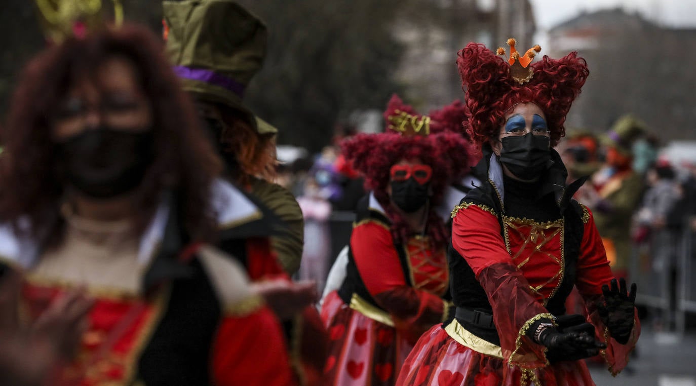 Fotos: Búscate en las fotos del desfile de comparsas del Carnaval