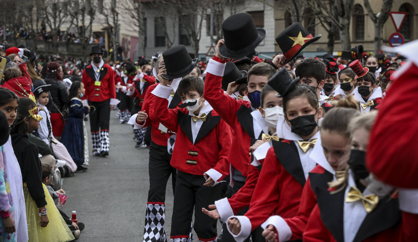Fotos: Búscate en las fotos del desfile de comparsas del Carnaval