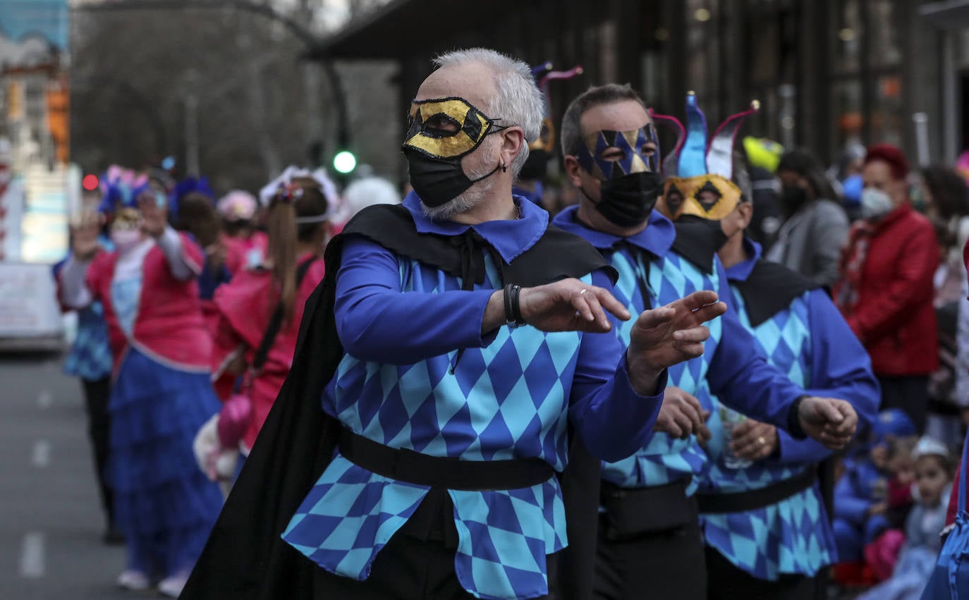 Fotos: Búscate en las fotos del desfile de comparsas del Carnaval