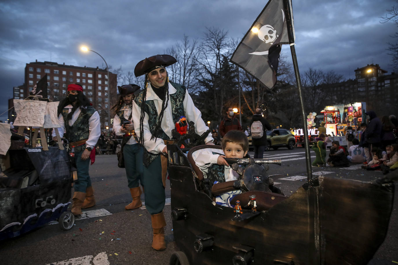 Fotos: Búscate en las fotos del desfile de comparsas del Carnaval