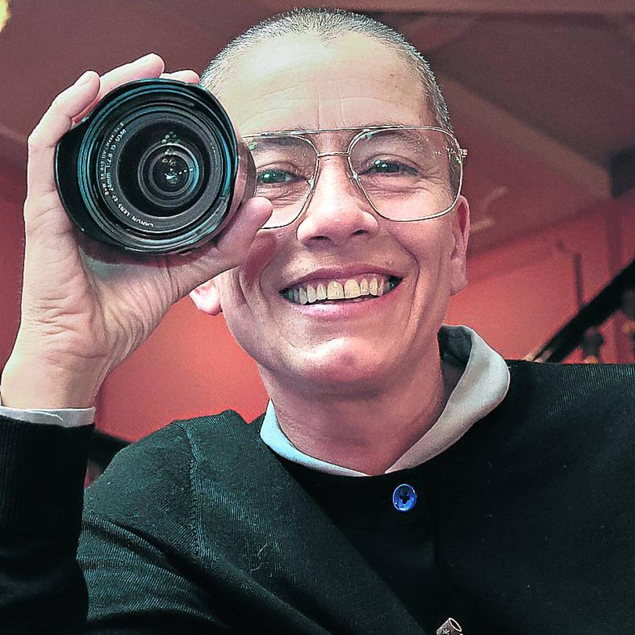 Carri combina el largometraje y la videoinstalación. 