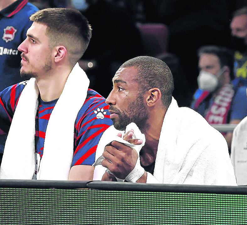 Marinkovic y Granger, juntos en el banquillo.