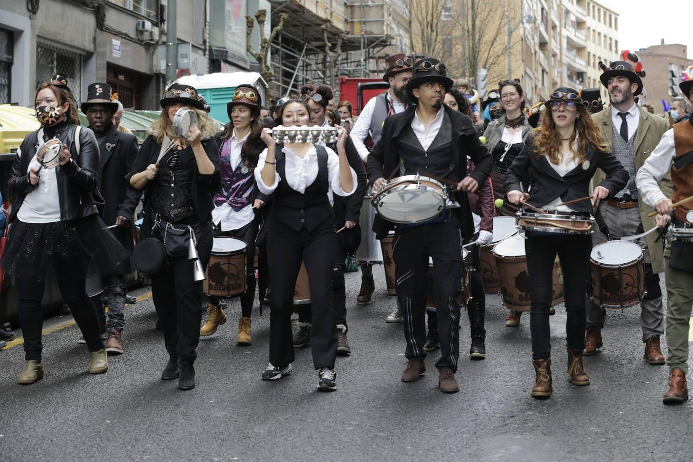 Fotos: Colorido y mucho baile en el Carnaval de Santutxu