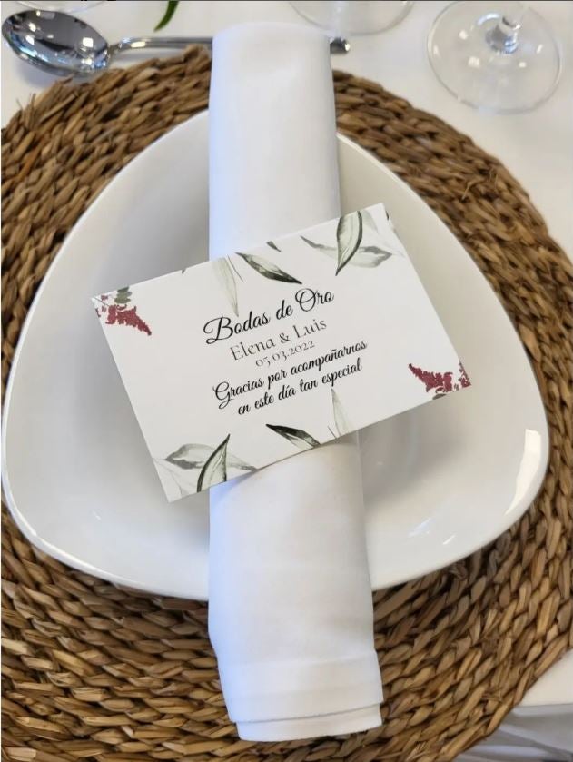 Fotos: Paula Echevarría y su favorecedor look bilbaíno en las bodas de oro de sus padres