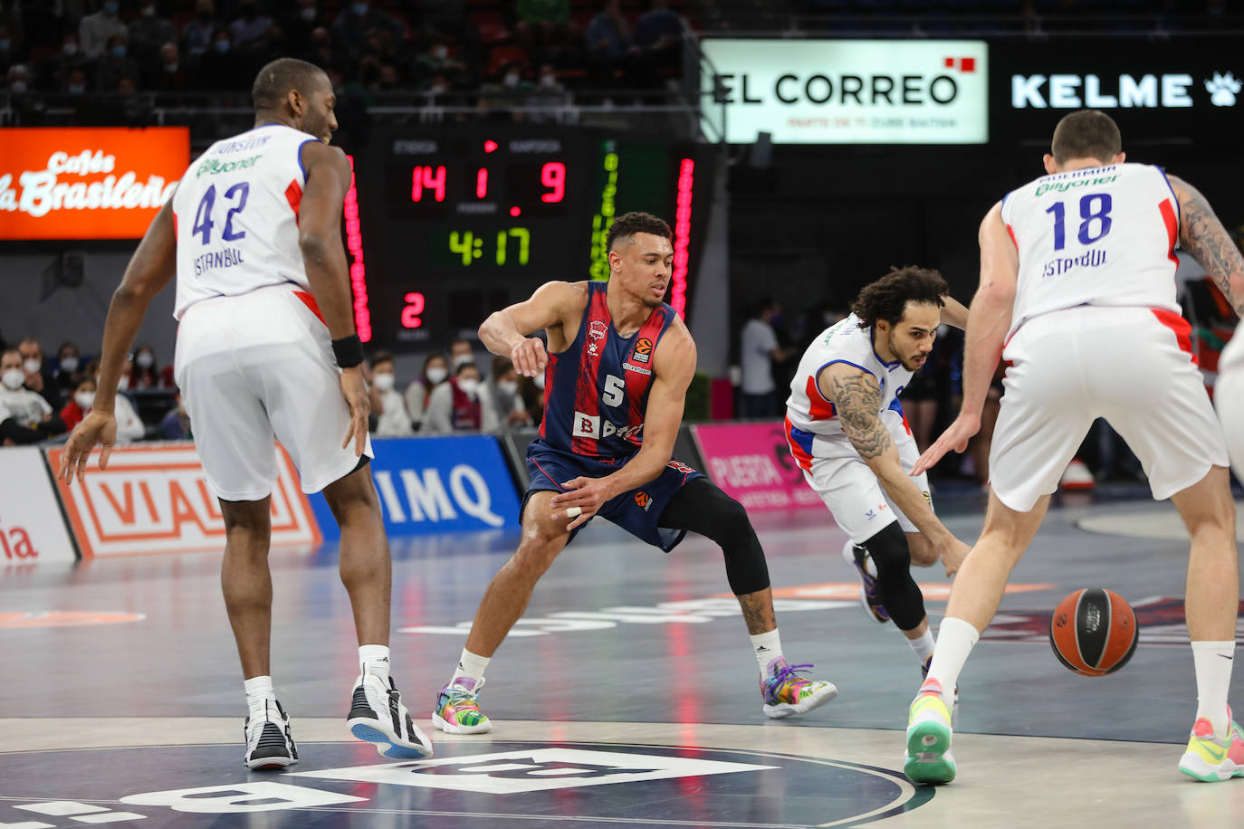 Fotos: Las mejores imágenes del Baskonia - Efes