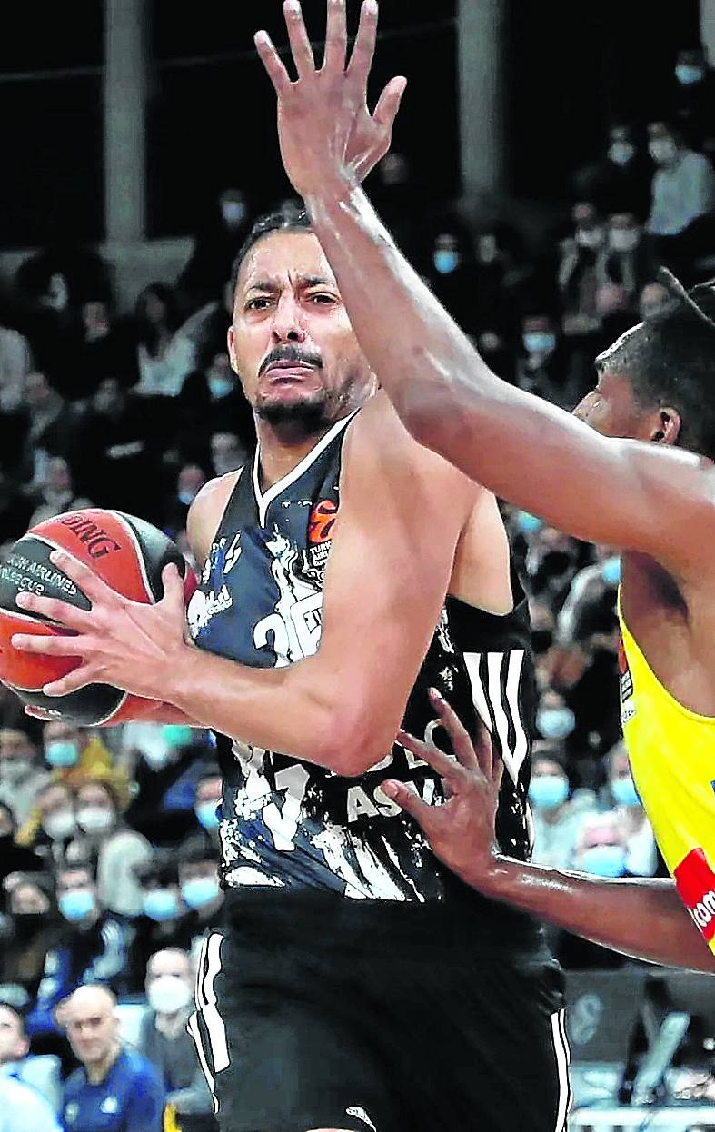 El alero William Howard, en un reciente enfrentamiento. 