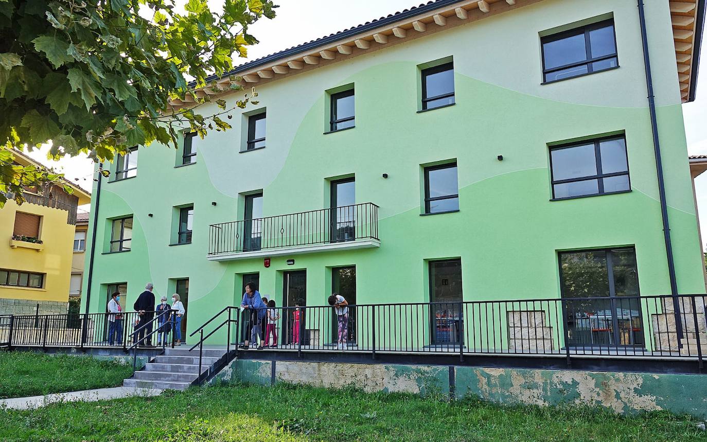 La rehabilitación de la antigua casa de los maestros ha costado 434.000 euros. 