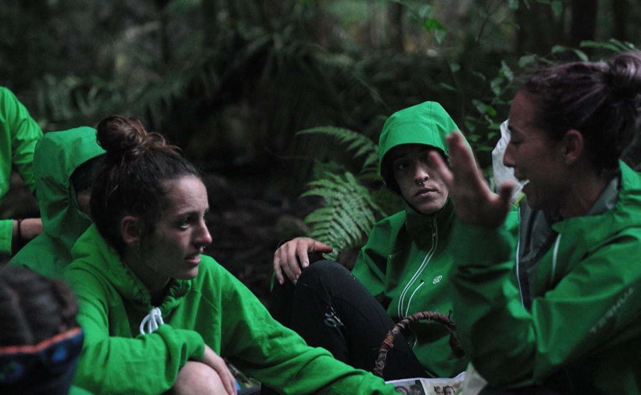 El Conquis: Rebelión femenina y abandono inesperado